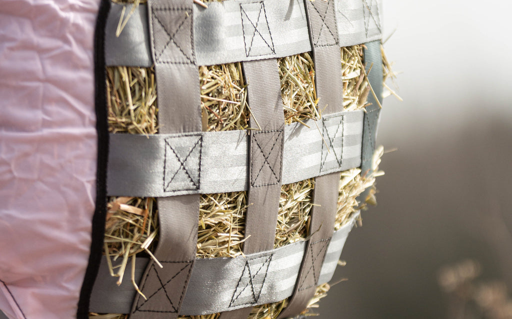 Heica Saggy Hay Net - Hanging Hay Slow Feeder image 5