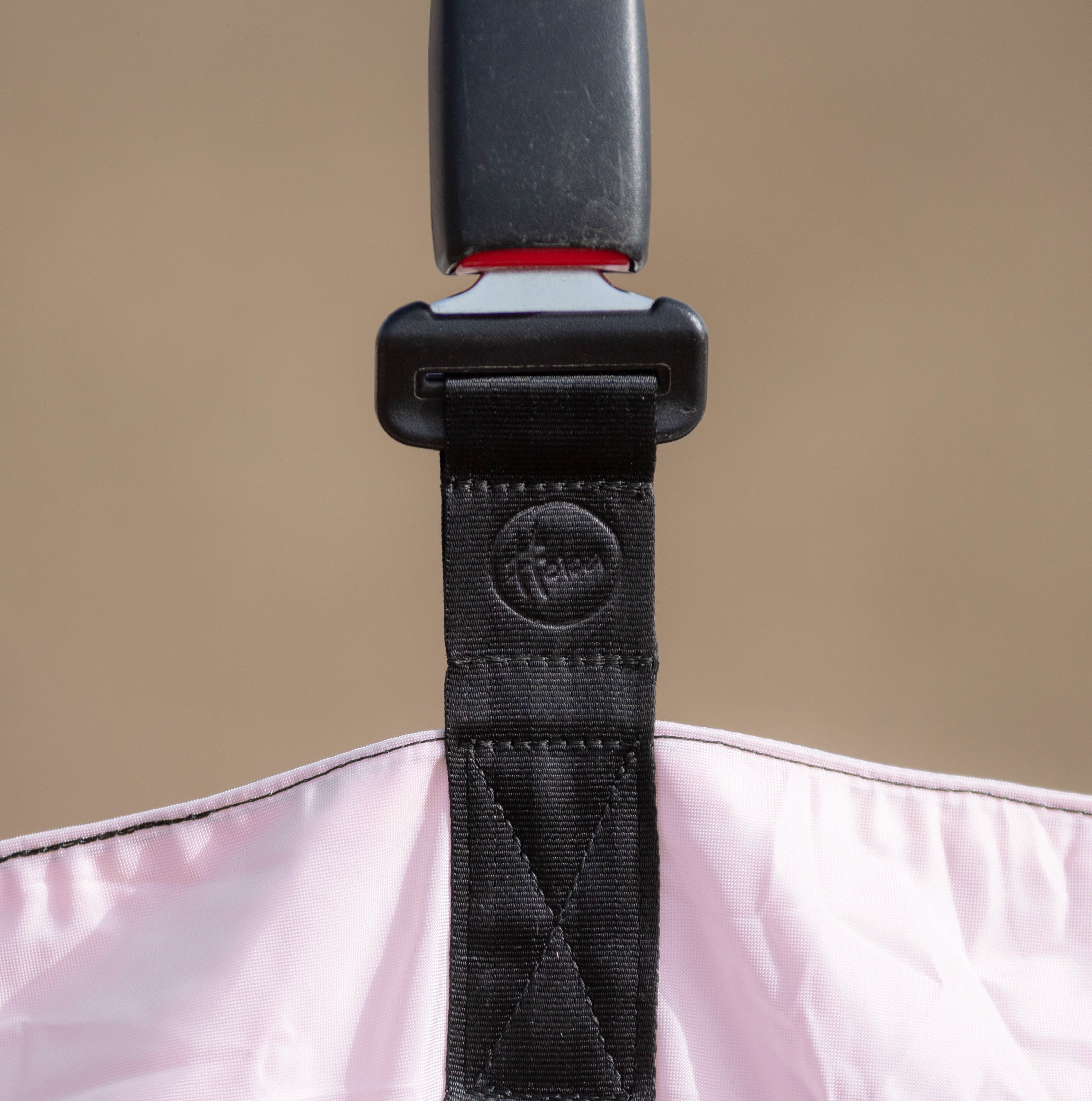 Heica Saggy Hay Net - Hanging Hay Slow Feeder image 4