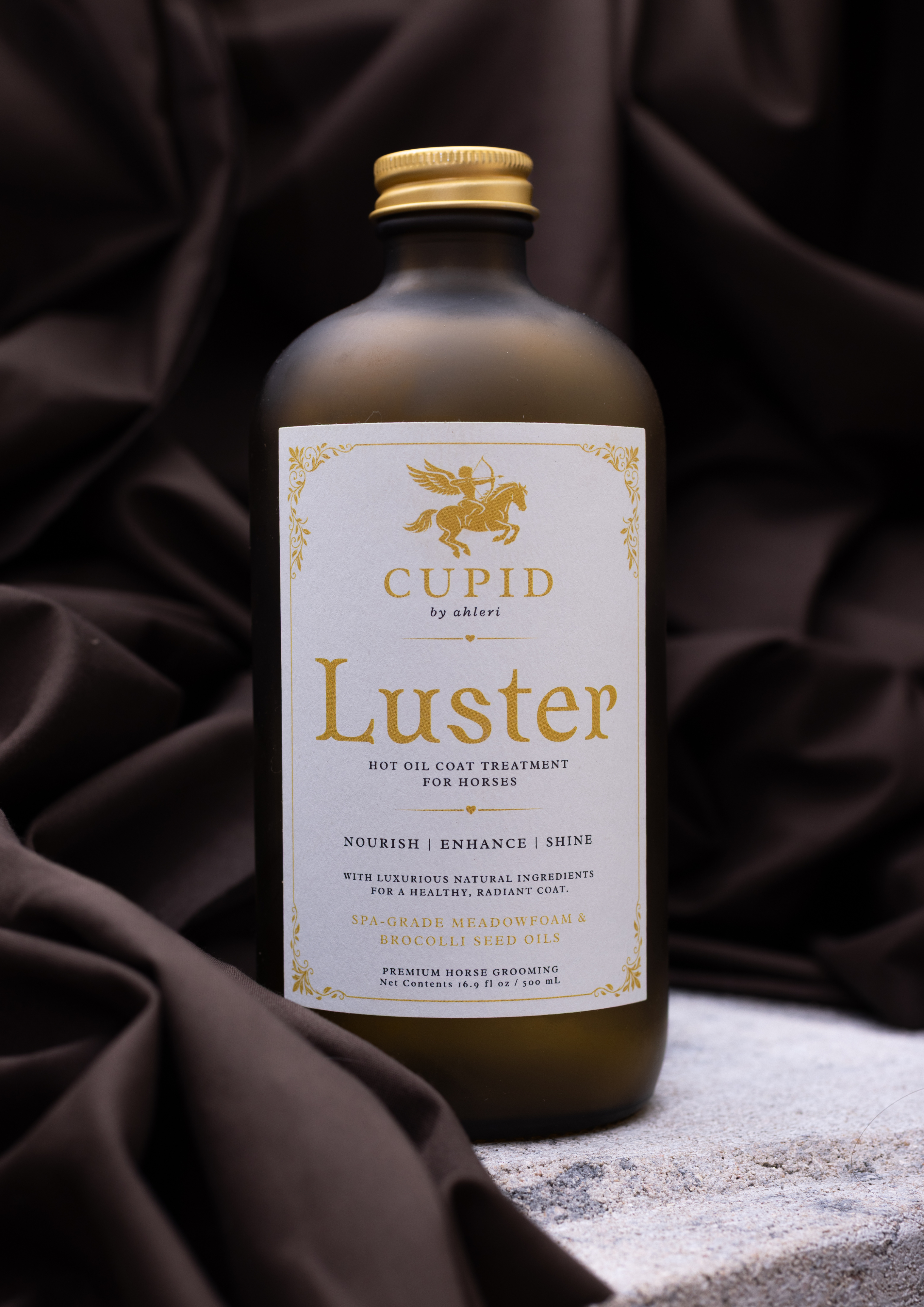Luster: a Luxury Hot Oil Coat Treatment