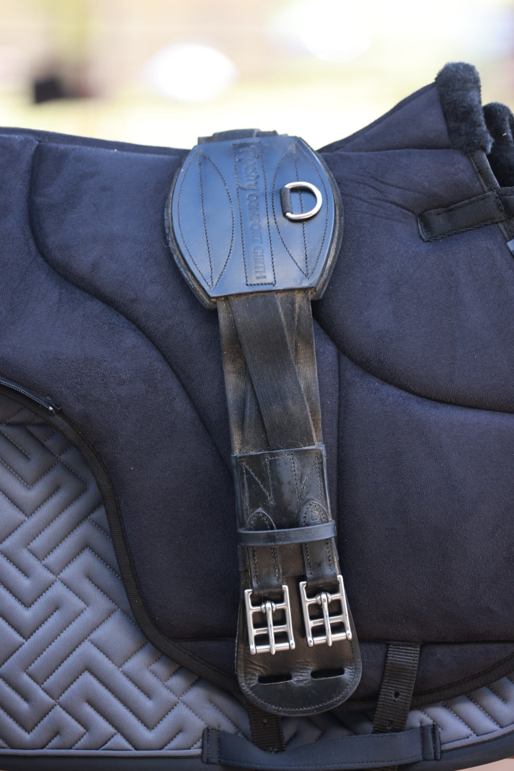 Tapestry Comfort Girth - Dressage/Monoflap image 2